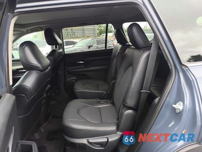 Zdjęcie 10 z 15 samochodu: 2024 TOYOTA GRAND HIGHLANDER XLE VIN:5TDAAAB59RS039096 - miniatura