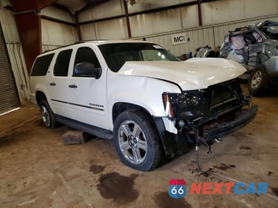 Czwarte zdjęcie samochodu z boku: 2013 CHEVROLET SUBURBAN K1500 LTZ VIN:1GNSKKE76DR131253 - miniatura