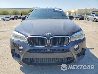 Piąte zdjęcie samochodu w środku: 2018 BMW X6 X6 M VIN:5YMKW8C51J0Y74542 - miniatura