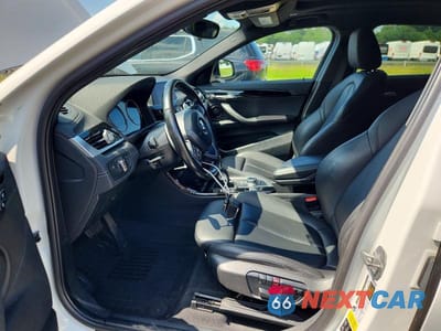 Zdjęcie 7 z 13 samochodu: 2018 BMW X2 XDRIVE28I VIN:WBXYJ5C33JEF75786 - miniatura