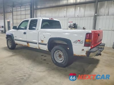 Drugie zdjęcie samochodu z przodu: 1999 CHEVROLET SILVERADO K2500 VIN:1GCGK29U7XZ210854 - miniatura