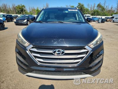 Piąte zdjęcie samochodu w środku: 2018 HYUNDAI TUCSON SPORT VIN:KM8J33AL9JU728072 - miniatura
