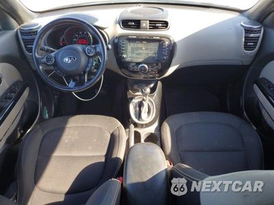 Zdjęcie 8 z 13 samochodu: 2016 KIA SOUL + VIN:KNDJP3A51G7276068 - miniatura