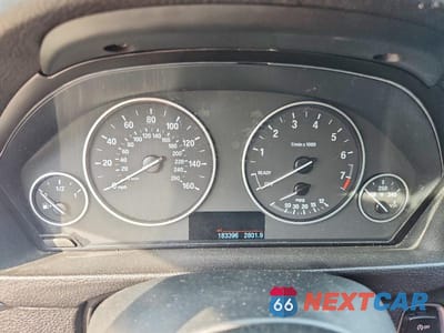 Zdjęcie 9 z 12 samochodu: 2015 BMW 328 XI SULEV VIN:WBA3B5G59FNS20140 - miniatura