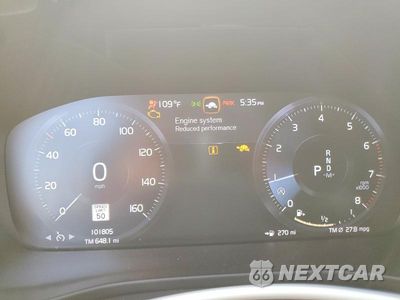 Zdjęcie 9 z 13 samochodu: 2022 VOLVO XC40 T4 MOMENTUM VIN:YV4AC2HK1N2725645 - miniatura