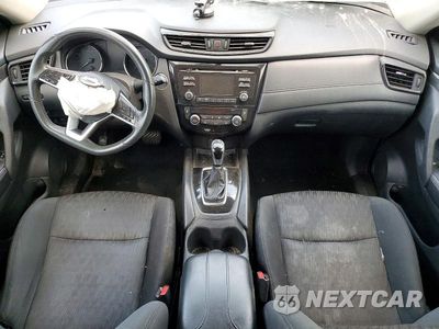 Zdjęcie 8 z 13 samochodu: 2017 NISSAN ROGUE SV VIN:5N1AT2MV9HC859445 - miniatura