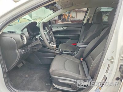 Zdjęcie 7 z 13 samochodu: 2020 KIA FORTE LXS VIN:3KPF24AD0LE237189 - miniatura