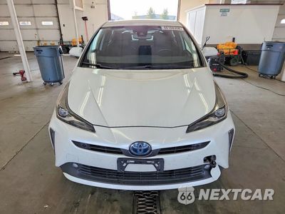 Piąte zdjęcie samochodu w środku: 2021 TOYOTA PRIUS XLE AWD-E VIN:JTDL9MFU7M3025650 - miniatura