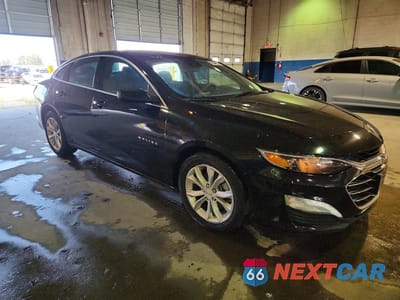 Czwarte zdjęcie samochodu z boku: 2023 CHEVROLET MALIBU LT VIN:1G1ZD5ST1PF189306 - miniatura