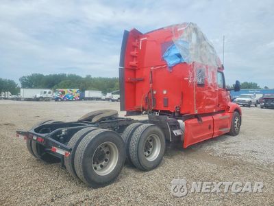 Trzecie zdjęcie samochodu z tyłu: 2023 PETERBILT 579 SEMI TRUCK VIN:1XPBD49X5PD870249 - miniatura