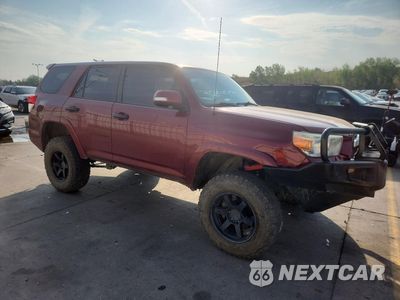 Czwarte zdjęcie samochodu z boku: 2010 TOYOTA 4RUNNER SR5 VIN:JTEBU5JR4A5010909 - miniatura