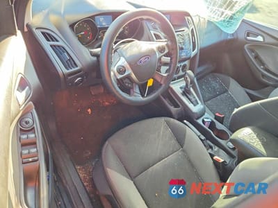 Zdjęcie 8 z 12 samochodu: 2014 FORD FOCUS SE VIN:1FADP3F24EL460040 - miniatura