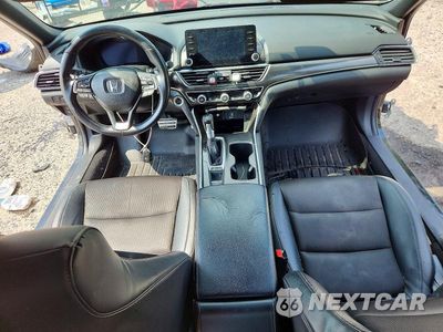 Zdjęcie 8 z 12 samochodu: 2018 HONDA ACCORD SPORT VIN:1HGCV1F37JA205219 - miniatura