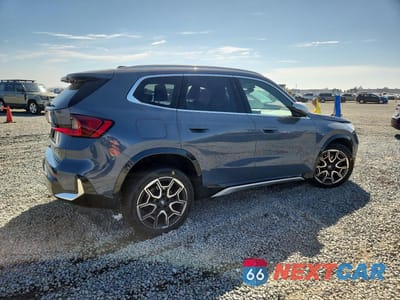 Trzecie zdjęcie samochodu z tyłu: 2023 BMW X1 XDRIVE28I VIN:WBX73EF05P5W47990 - miniatura