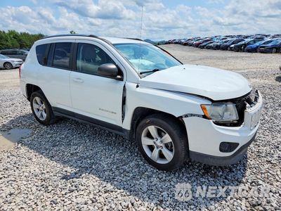Czwarte zdjęcie samochodu z boku: 2012 JEEP COMPASS SPORT VIN:1C4NJCBA2CD677171 - miniatura