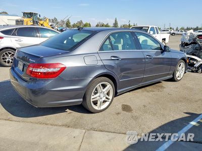 Trzecie zdjęcie samochodu z tyłu: 2011 MERCEDES-BENZ E 550 4MATIC VIN:WDDHF9AB1BA364646 - miniatura