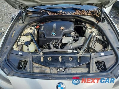 Zdjęcie 11 z 12 samochodu: 2013 BMW 528 XI VIN:WBAXH5C55DDW13433 - miniatura