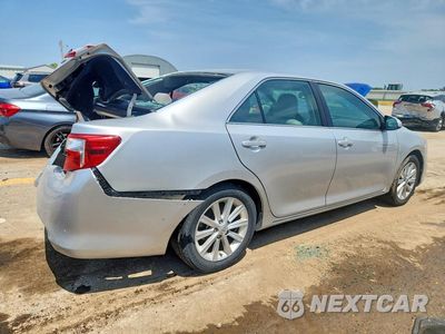 Trzecie zdjęcie samochodu z tyłu: 2013 TOYOTA CAMRY XLE VIN:4T4BF1FK8DR295712 - miniatura