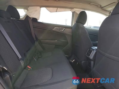 Zdjęcie 11 z 13 samochodu: 2023 KIA SPORTAGE LX VIN:KNDPUCAG4P7116285 - miniatura