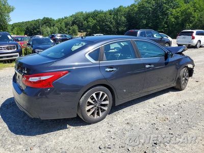 Trzecie zdjęcie samochodu z tyłu: 2018 NISSAN ALTIMA 2.5 SV VIN:1N4AL3AP6JC240801 - miniatura