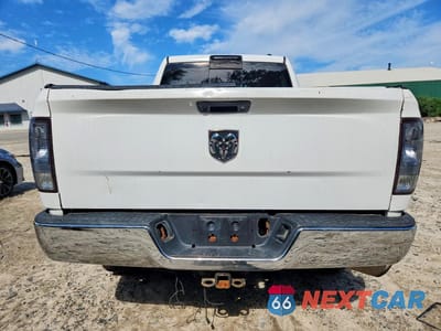 Zdjęcie 6 z 12 samochodu: 2010 DODGE RAM 2500 VIN:3D7UT2CLXAG125455 - miniatura