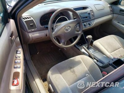 Zdjęcie 8 z 12 samochodu: 2004 TOYOTA CAMRY LE VIN:4T1BE30K64U329079 - miniatura