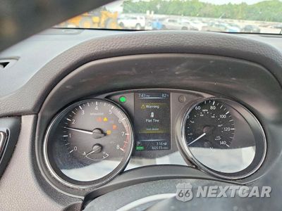 Zdjęcie 9 z 13 samochodu: 2017 NISSAN ROGUE SV VIN:5N1AT2MN7HC760378 - miniatura