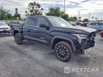 Czwarte zdjęcie samochodu z boku: 2026 TOYOTA TUNDRA CREWMAX LIMITED VIN:5TFJA5DB2TX354009 - miniatura