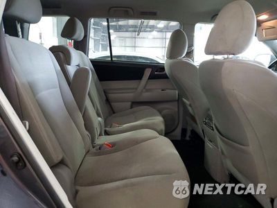 Zdjęcie 11 z 13 samochodu: 2012 TOYOTA HIGHLANDER BASE VIN:5TDBK3EH4CS117925 - miniatura