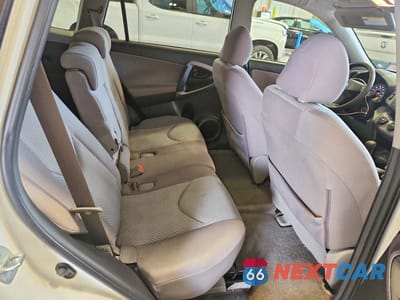 Zdjęcie 10 z 12 samochodu: 2006 TOYOTA RAV4 BASE VIN:JTMBD33V966013129 - miniatura