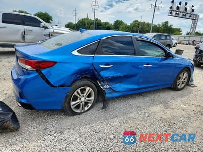 Trzecie zdjęcie samochodu z tyłu: 2019 HYUNDAI SONATA SEL VIN:5NPE34AF2KH754725 - miniatura