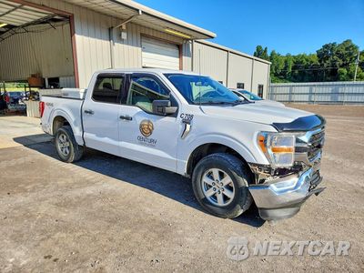 Czwarte zdjęcie samochodu z boku: 2022 FORD F150 SUPERCREW VIN:1FTFW1E56NKE58351 - miniatura