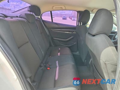 Zdjęcie 10 z 13 samochodu: 2021 MAZDA 3 VIN:JM1BPAAL4M1332235 - miniatura