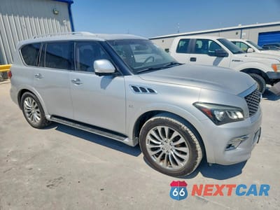 Czwarte zdjęcie samochodu z boku: 2015 INFINITI QX80 BASE VIN:JN8AZ2NF9F9574110 - miniatura