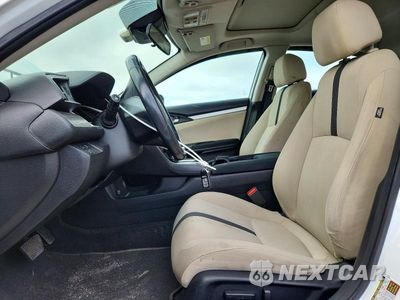 Zdjęcie 7 z 12 samochodu: 2019 HONDA CIVIC EX VIN:19XFC1F32KE002514 - miniatura