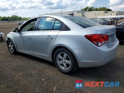 Drugie zdjęcie samochodu z przodu: 2015 CHEVROLET CRUZE LT VIN:1G1PC5SB9F7267695 - miniatura