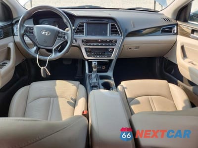 Zdjęcie 8 z 12 samochodu: 2017 HYUNDAI SONATA HYBRID LIMITED VIN:KMHE34L34HA071410 - miniatura