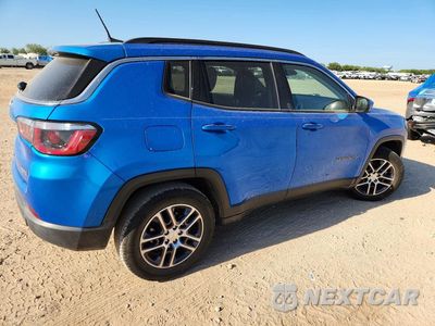 Trzecie zdjęcie samochodu z tyłu: 2018 JEEP COMPASS LATITUDE VIN:3C4NJCBB8JT194591 - miniatura