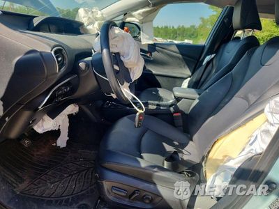 Zdjęcie 7 z 12 samochodu: 2018 TOYOTA PRIUS FOUR VIN:JTDKARFU7J3067134 - miniatura