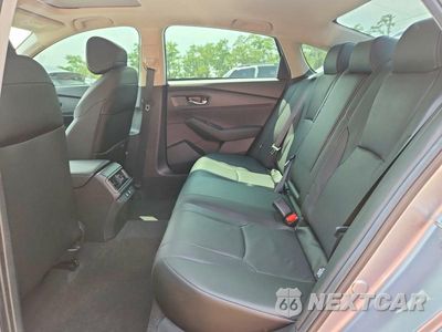 Zdjęcie 10 z 12 samochodu: 2026 HONDA ACCORD HYBRID EXL VIN:1HGCY2F60TA010718 - miniatura
