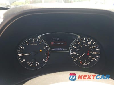 Zdjęcie 9 z 13 samochodu: 2017 NISSAN PATHFINDER PLATINUM VIN:5N1DR2MM4HC620338 - miniatura
