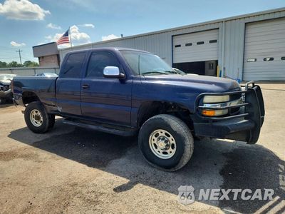 Czwarte zdjęcie samochodu z boku: 2002 CHEVROLET SILVERADO K2500 HEAVY DUTY VIN:1GCHK29132E107540 - miniatura