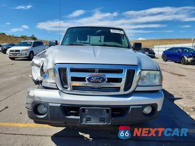 Piąte zdjęcie samochodu w środku: 2011 FORD RANGER SUPER CAB VIN:1FTLR4FE3BPA81499 - miniatura