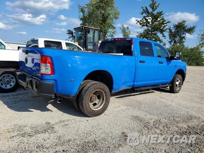Trzecie zdjęcie samochodu z tyłu: 2024 RAM 3500 TRADESMAN VIN:3C63RRGLXRG185696 - miniatura