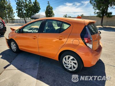 Drugie zdjęcie samochodu z przodu: 2015 TOYOTA PRIUS C TWO VIN:JTDKDTB39F1102695 - miniatura
