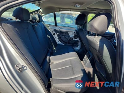 Zdjęcie 10 z 13 samochodu: 2014 BMW 328 XI SULEV VIN:WBA3B5C50EP542903 - miniatura