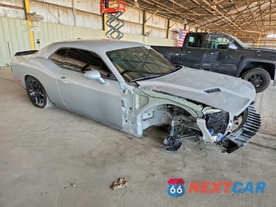 Czwarte zdjęcie samochodu z boku: 2022 DODGE CHALLENGER SXT VIN:2C3CDZAGXNH160671 - miniatura