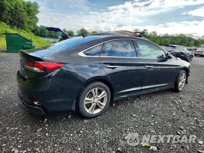 Trzecie zdjęcie samochodu z tyłu: 2018 HYUNDAI SONATA LIMITED VIN:5NPE34AF7JH715613 - miniatura