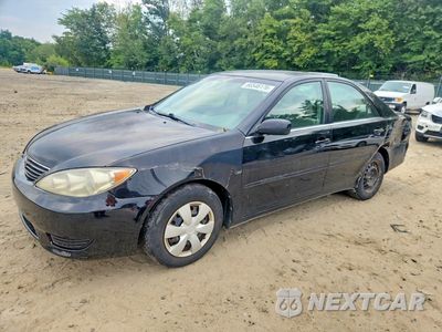2005 TOYOTA CAMRY LE 4T1BE32K05U031819 - główne zdjęcie licytacji z USA - miniatura