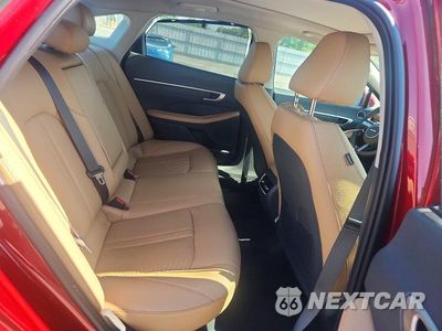 Zdjęcie 10 z 12 samochodu: 2025 HYUNDAI SONATA HYBRID LIMITED VIN:KMHL54JJ9SA114715 - miniatura